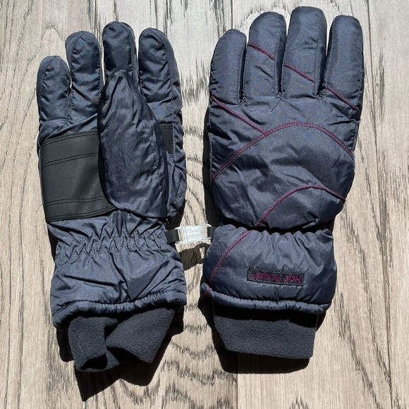 NWOT 2 Pairs of Hot Paws Women’s Winter Gloves - Picture 4 of 6